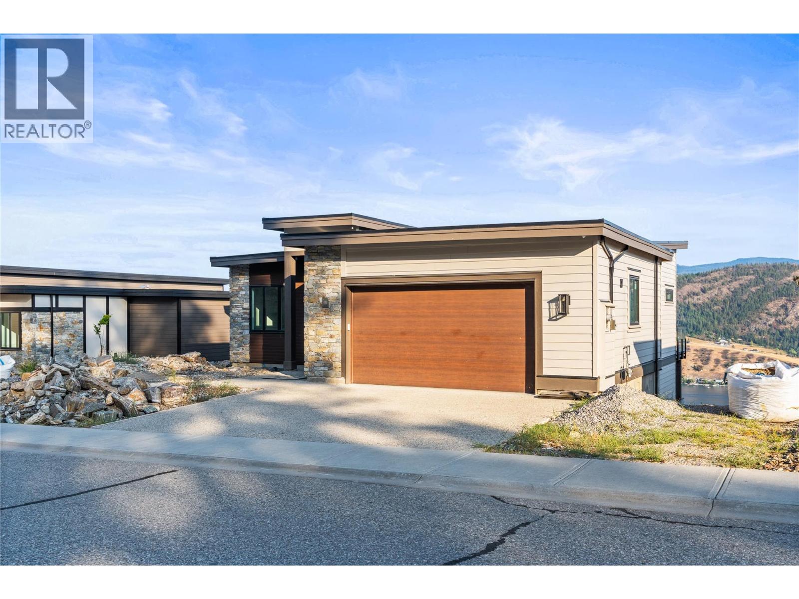 8940 Tavistock Road, Vernon, British Columbia  V1H 2L4 - Photo 11 - 10400281