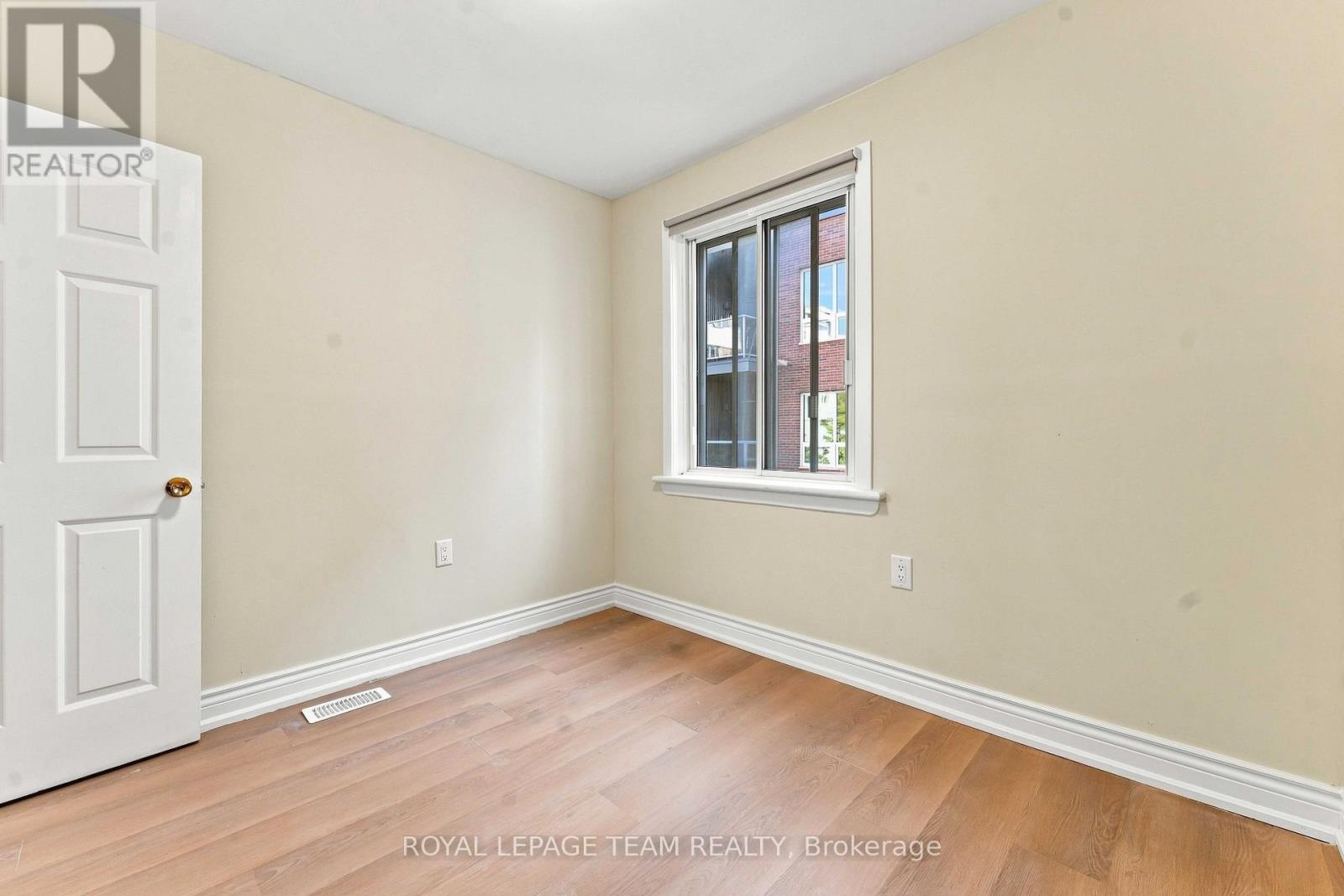 C - 13 Balsam Street, Ottawa, Ontario K1R 6W6 - Photo 21 - X13774904