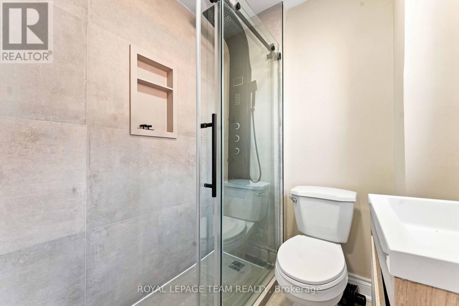 C - 13 Balsam Street, Ottawa, Ontario K1R 6W6 - Photo 23 - X13774904