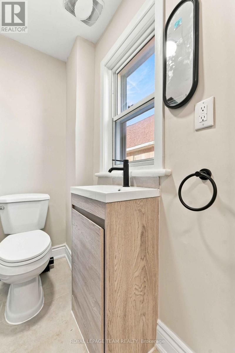C - 13 Balsam Street, Ottawa, Ontario K1R 6W6 - Photo 25 - X13774904