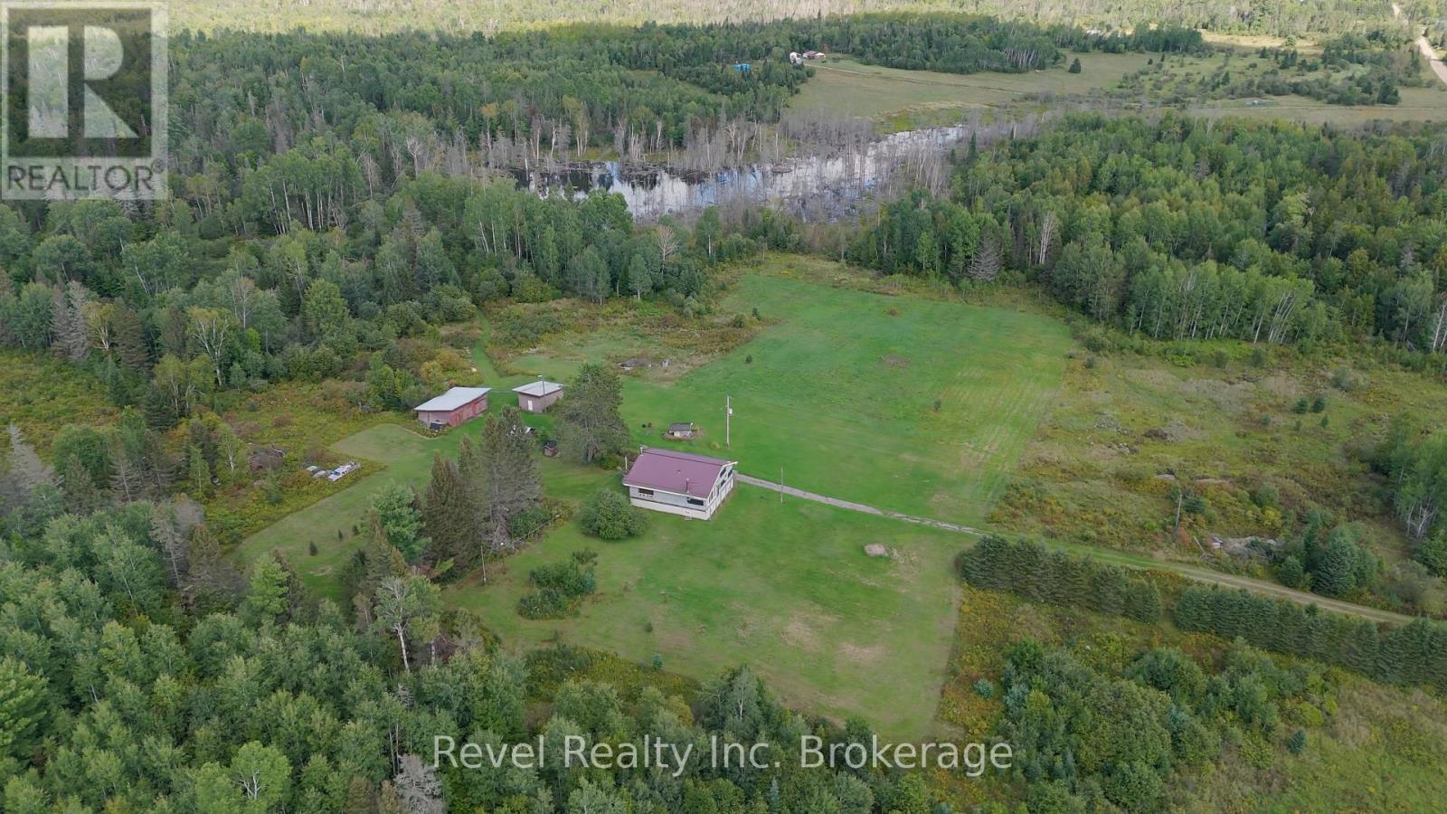 2395 Papineau Road, Papineau-Cameron (Papineau Cameron), Ontario  P0H 1V0 - Photo 2 - X13761474