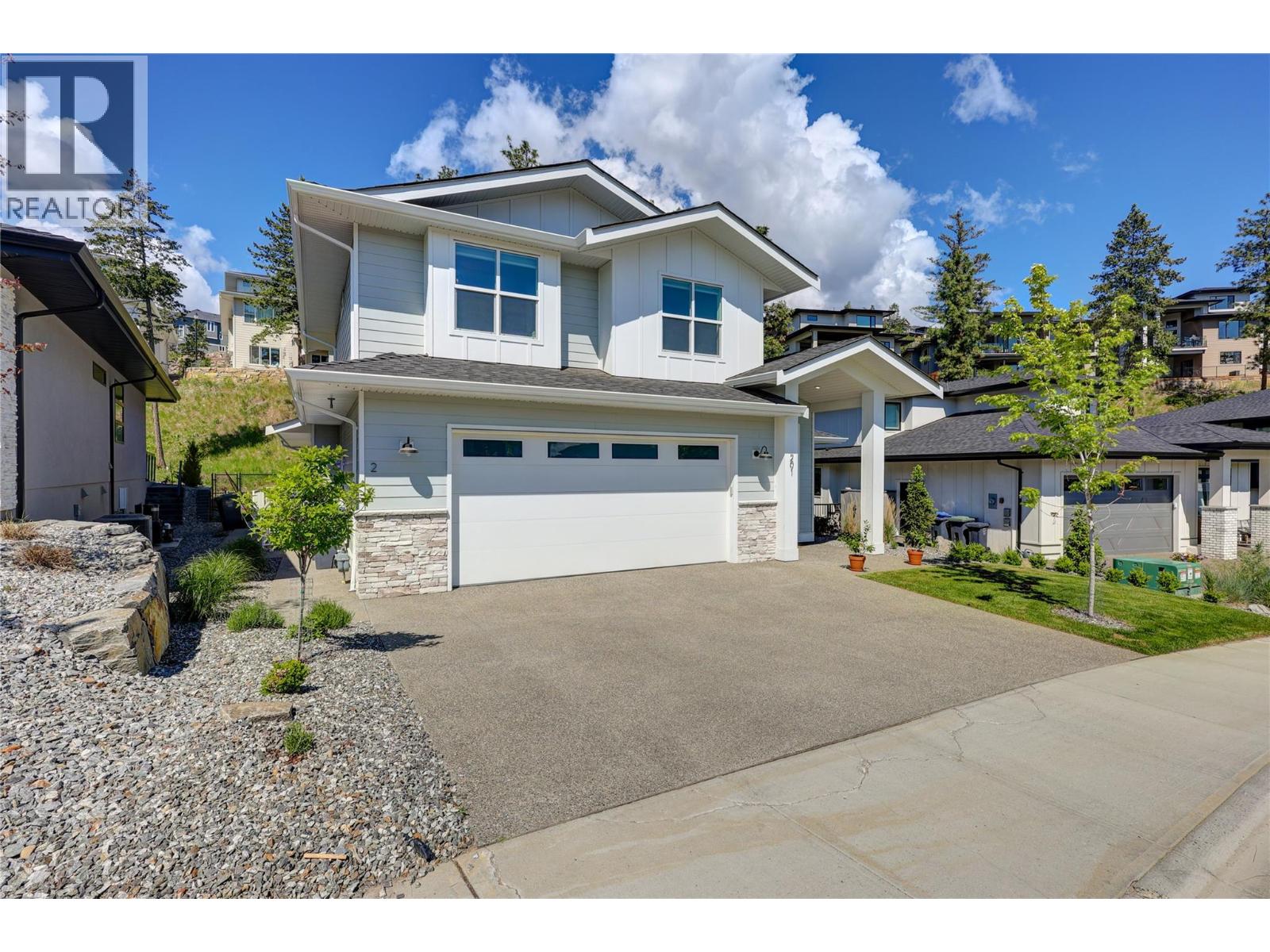 201 Summer Wood Drive Kelowna Photo 3