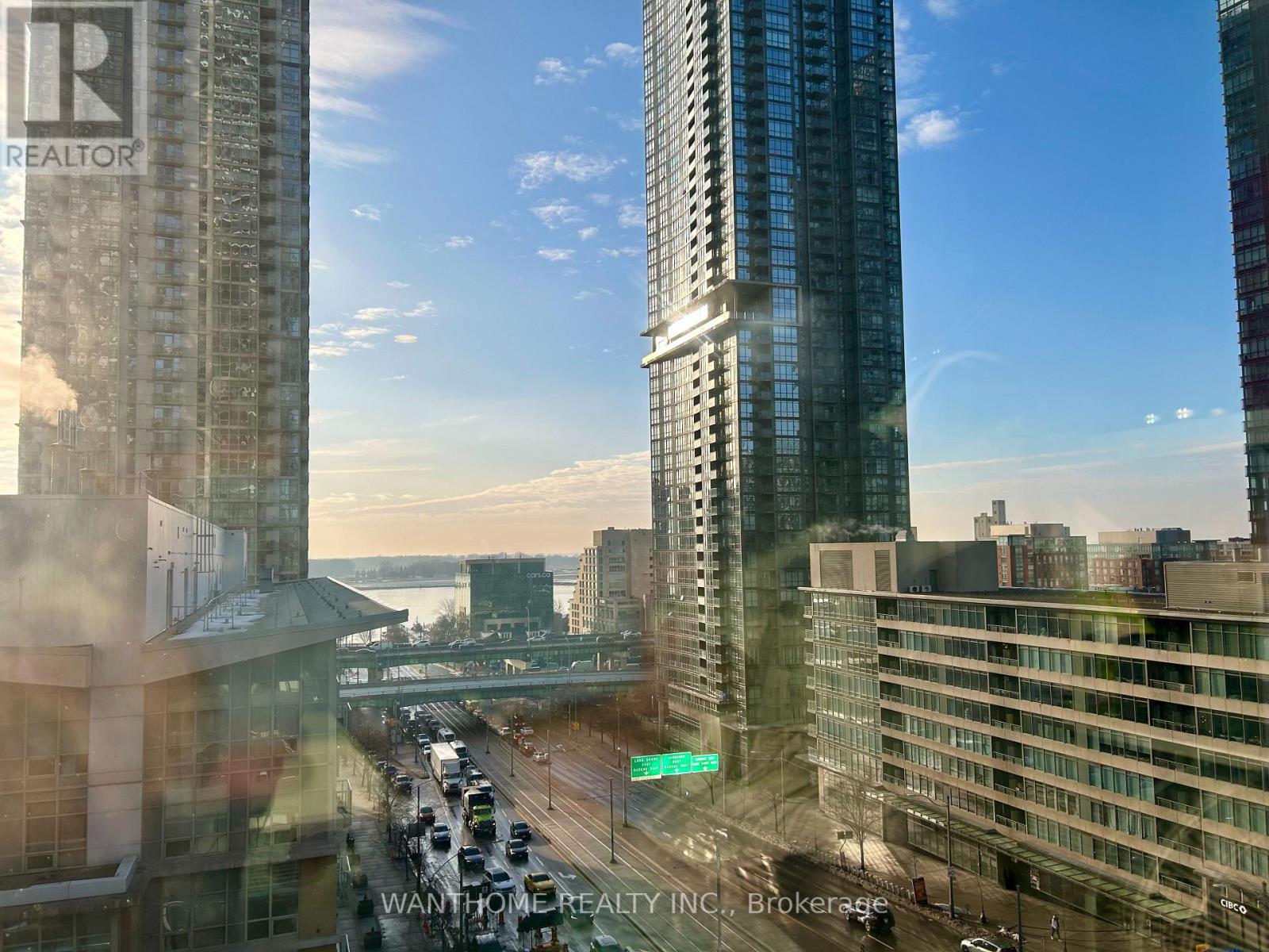 921 - 3 Concord Cityplace Way, Toronto, Ontario  M5V 0X4 - Photo 13 - C13774748