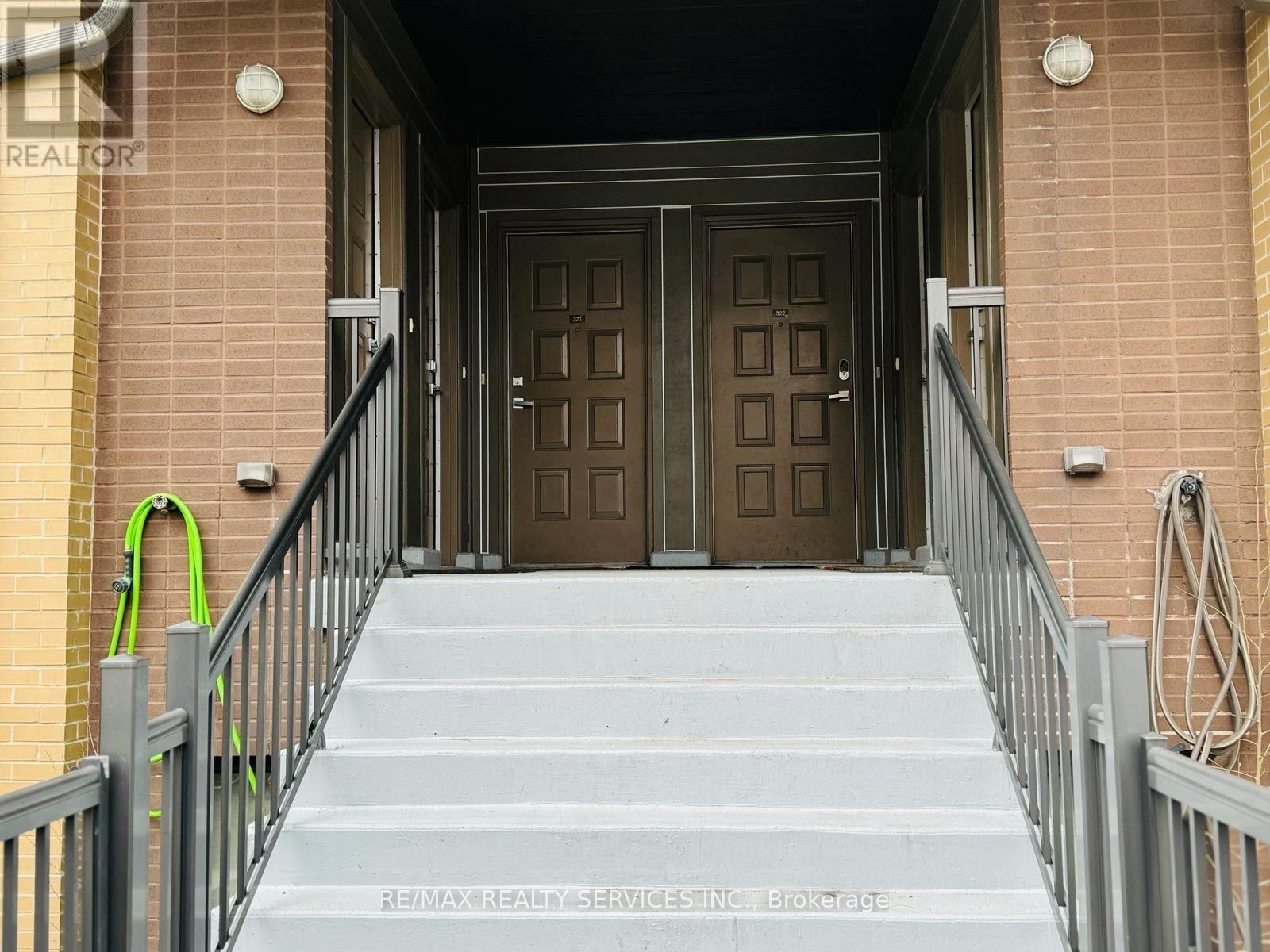 321 - 639 Lawrence Avenue W, Toronto, Ontario  M6A 1A9 - Photo 2 - C13774772