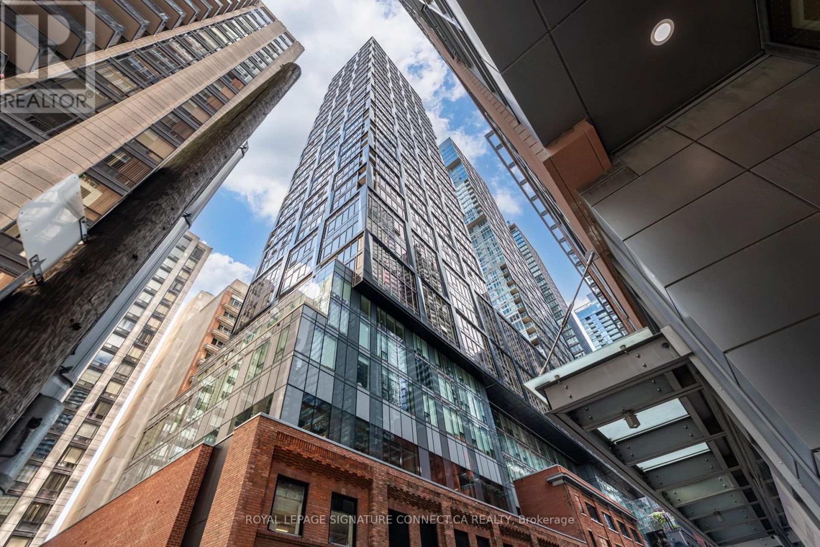 317 - 15 MERCER STREET, Toronto, Ontario