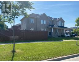 1 RAMPART CRESCENT, Whitby, Ontario
