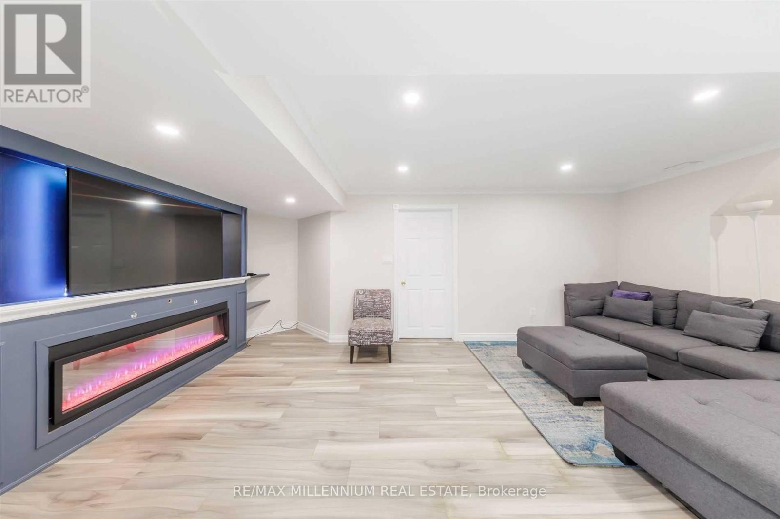 Lower - 101 Loma Vista Drive, Vaughan, Ontario  L4J 7S2 - Photo 12 - N13774774