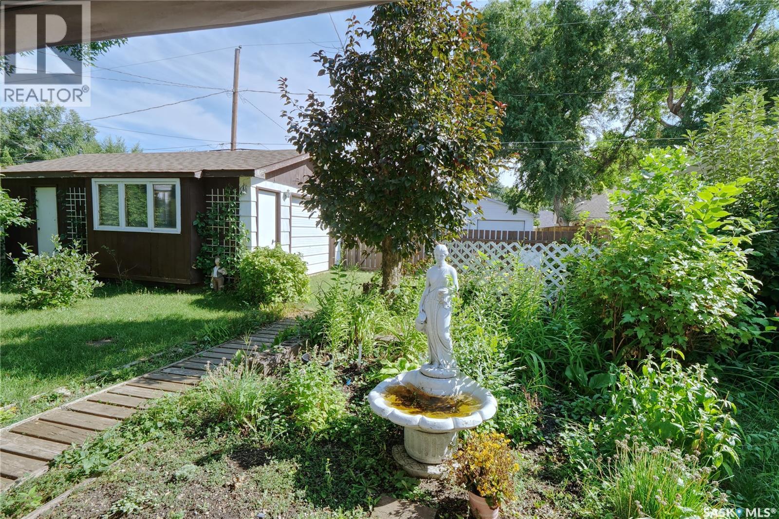 1137 Monk Avenue, Moose Jaw, Saskatchewan  S6H 4E5 - Photo 34 - SK047945