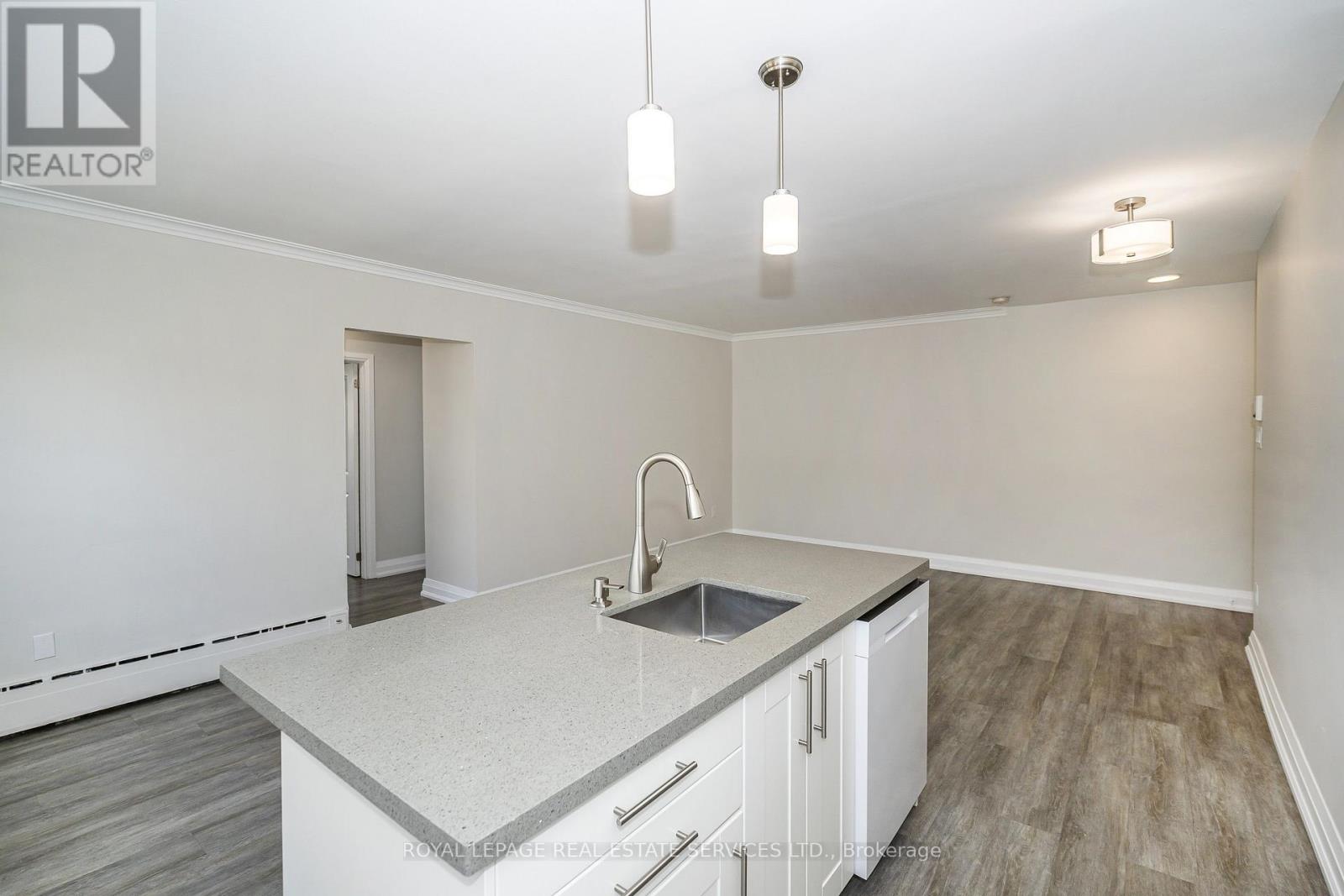 8 - 2637 Keele Street, Toronto, Ontario  M6L 2P2 - Photo 18 - W13774662