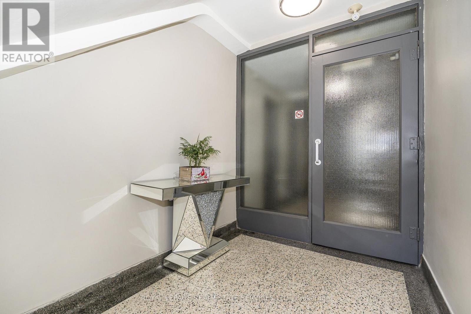 8 - 2637 Keele Street, Toronto, Ontario  M6L 2P2 - Photo 26 - W13774662