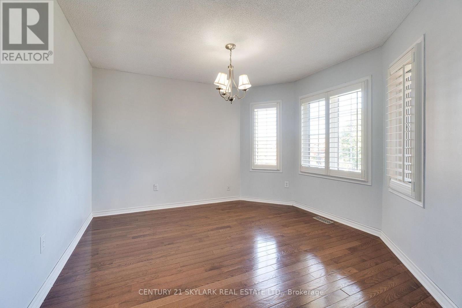 3841 Periwinkle Crescent, Mississauga, Ontario  L5N 6W8 - Photo 37 - W13774790