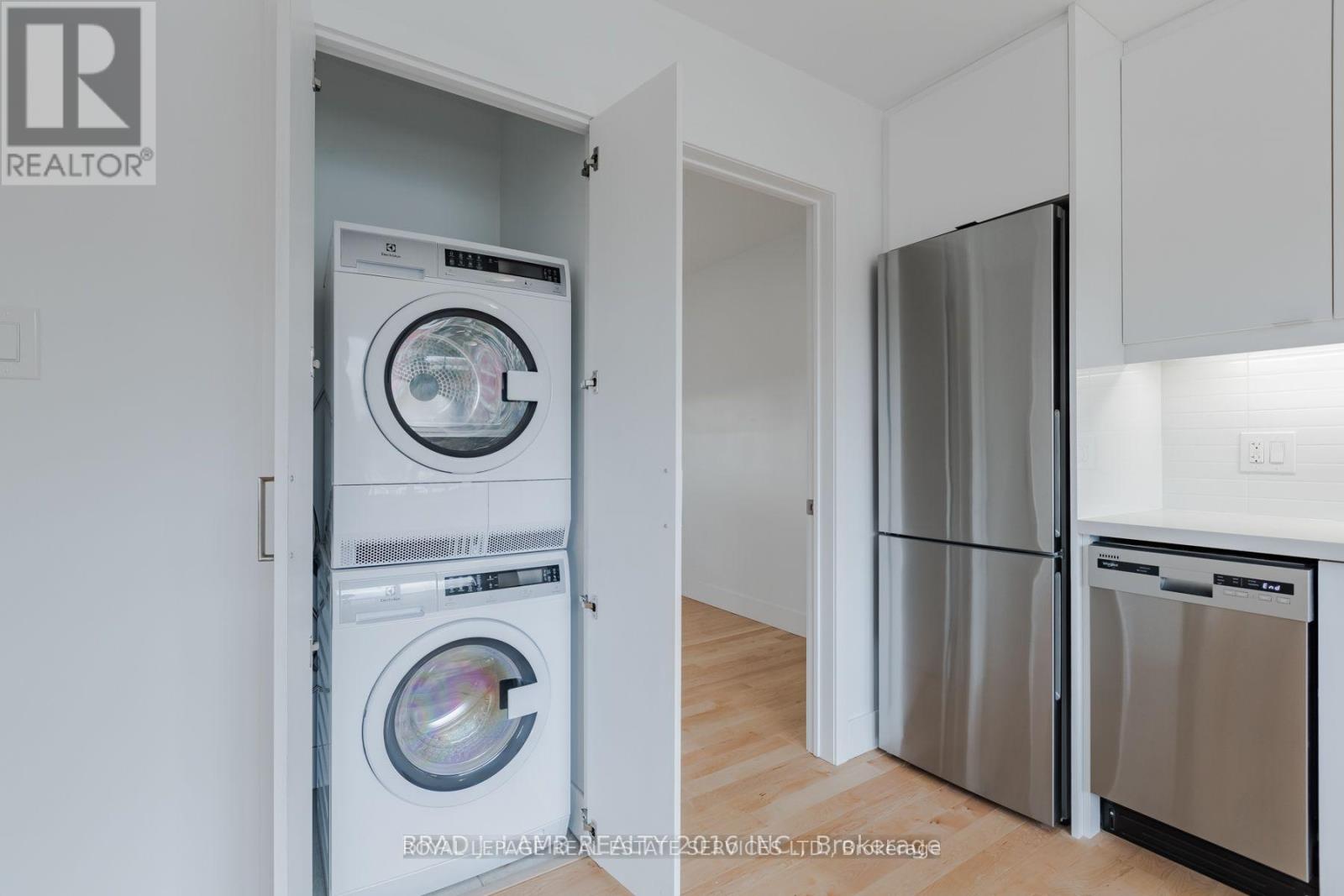 3 - 28a Third Street, Toronto, Ontario M8V 2X6 - Photo 8 - W13774844