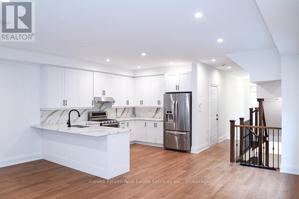 Upper - 1557 Eglinton Avenue W, Mississauga, Ontario  L5M 7C1 - Photo 2 - W13774864