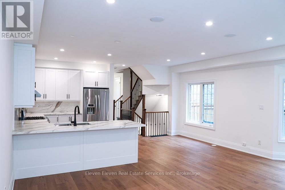 Upper - 1557 Eglinton Avenue W, Mississauga, Ontario  L5M 7C1 - Photo 3 - W13774864