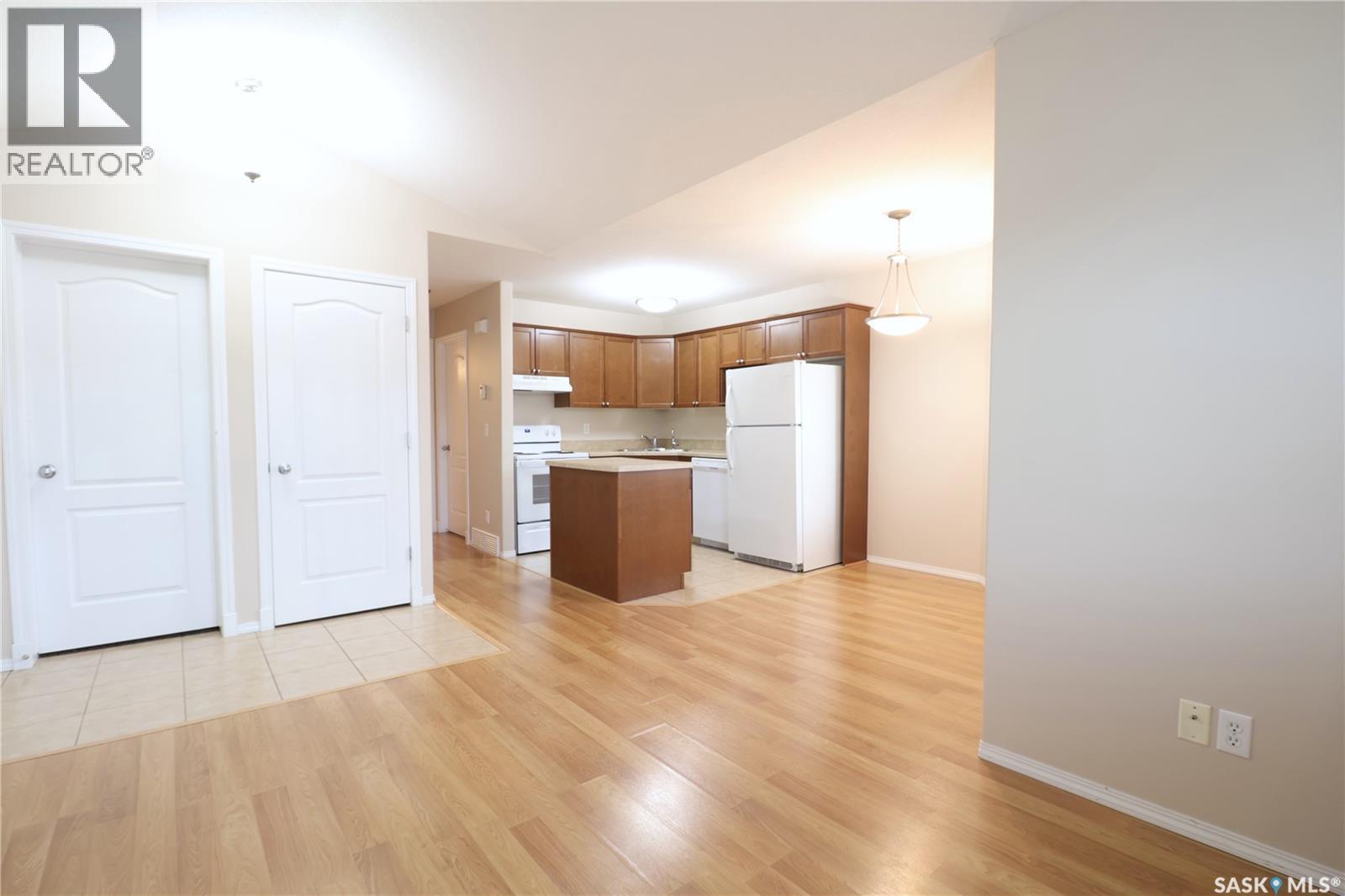 1067 Birchwood Place, Regina, Saskatchewan  S4S 7L1 - Photo 3 - SK048292