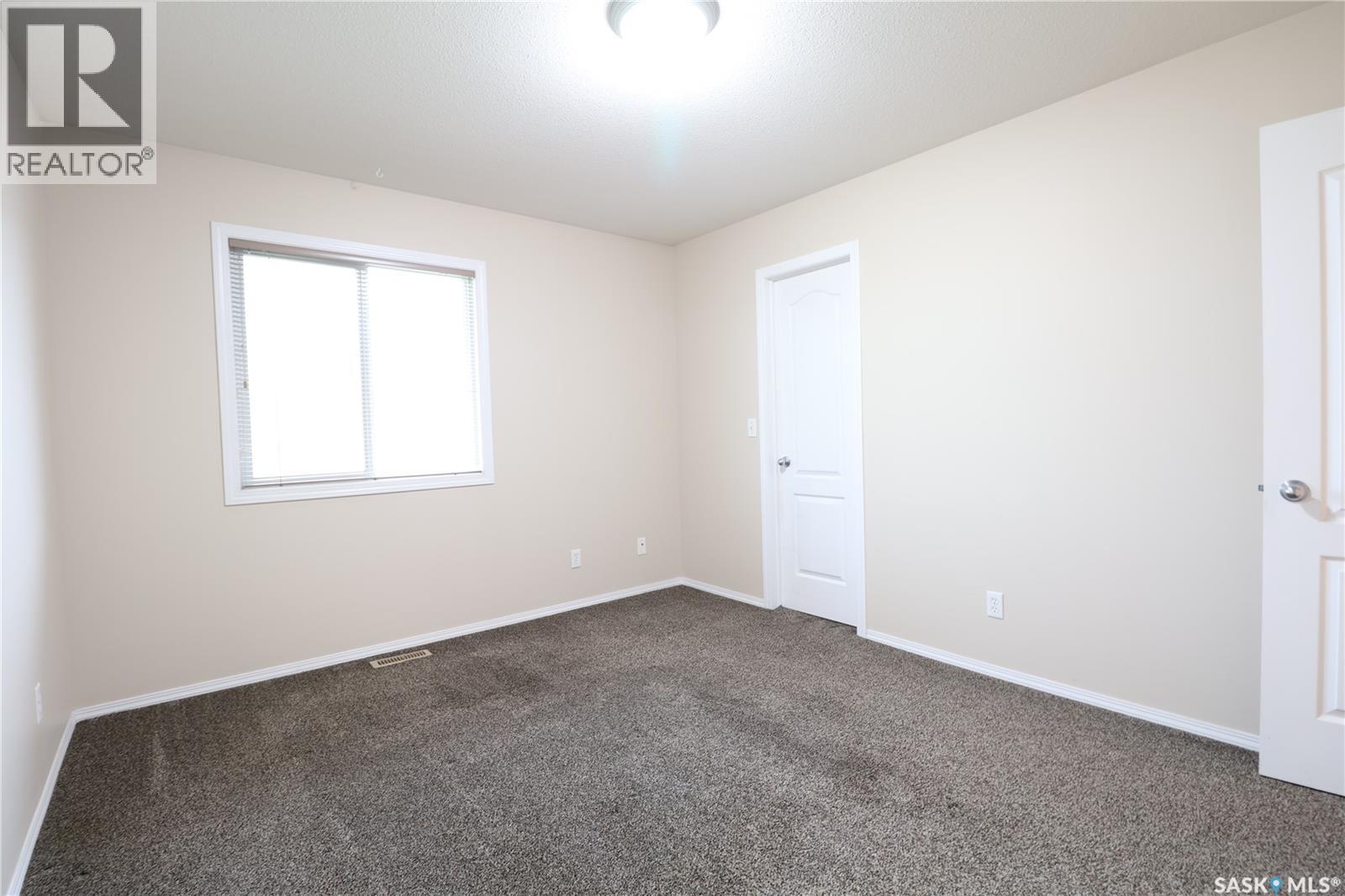 1067 Birchwood Place, Regina, Saskatchewan  S4S 7L1 - Photo 6 - SK048292