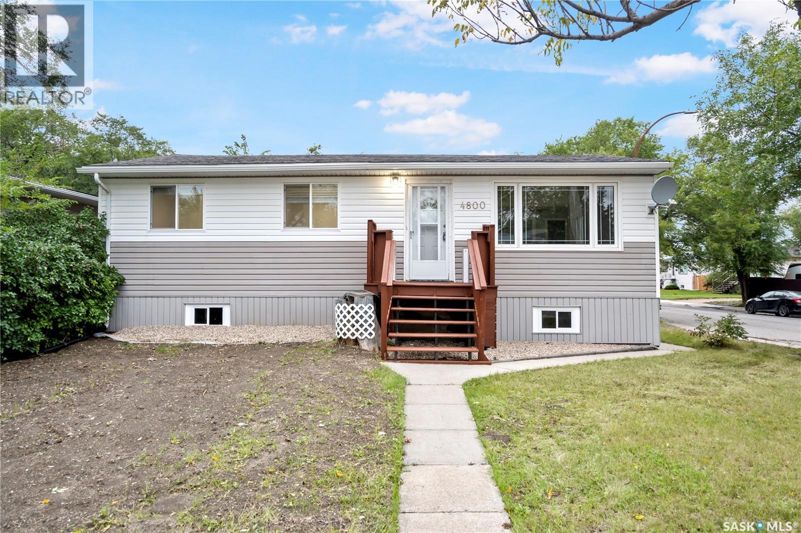 4800 4th Avenue Close, Regina, Saskatchewan  S4T 0J2 - Photo 2 - SK048261