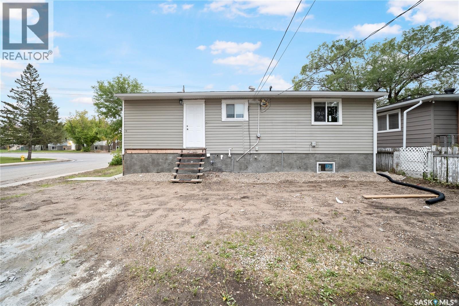 4800 4th Avenue Close, Regina, Saskatchewan  S4T 0J2 - Photo 21 - SK048261