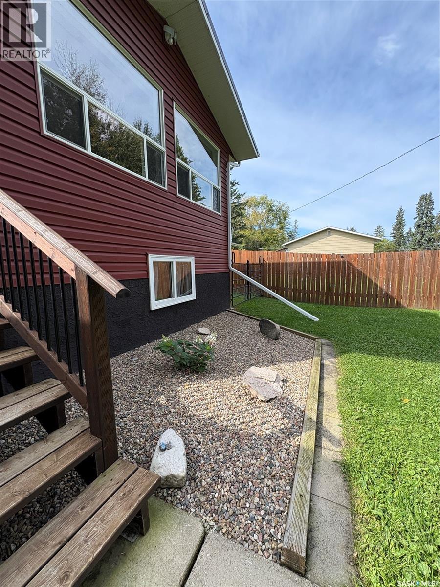 325 1st Avenue N, Big River, Saskatchewan  S0J 0E0 - Photo 39 - SK048185