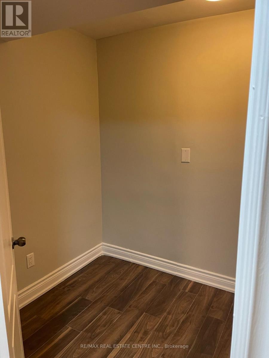 (Bsmt) - 21 Buster Drive, Brampton, Ontario  L6Y 5R2 - Photo 6 - W13658240
