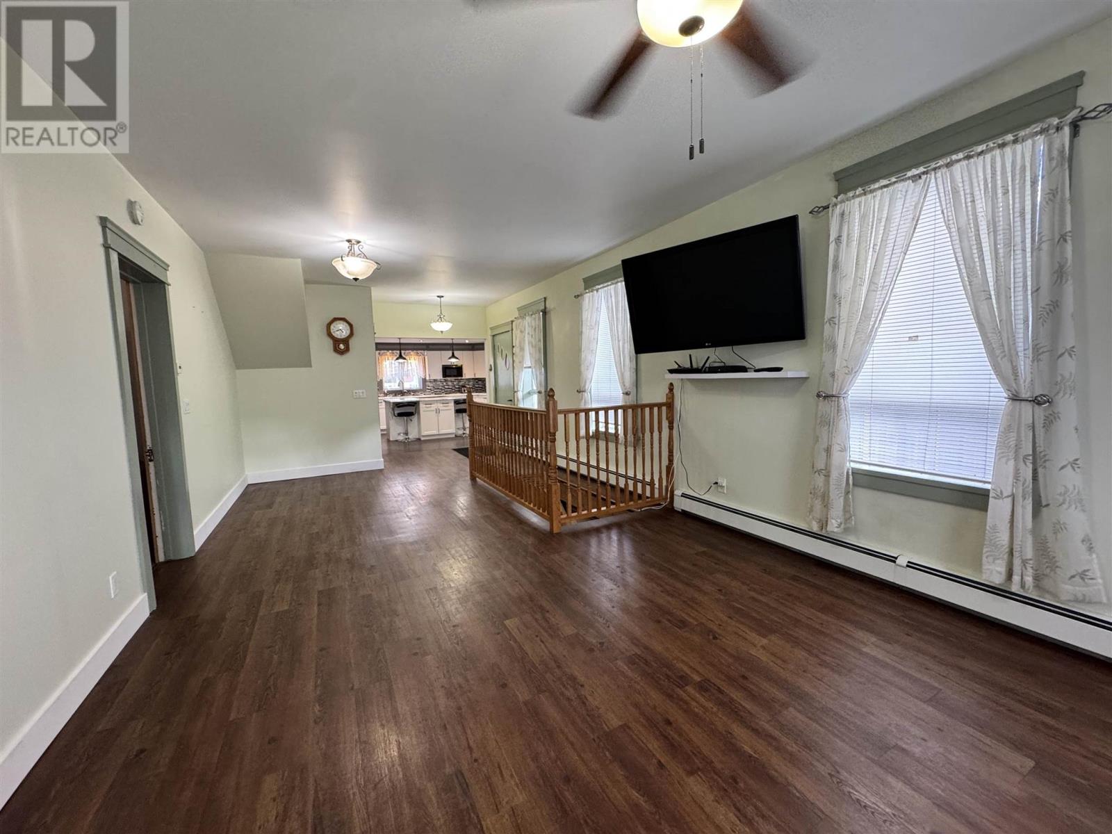 32 Aberdeen St, Chapleau, Ontario  P0M 1K0 - Photo 5 - SM262499