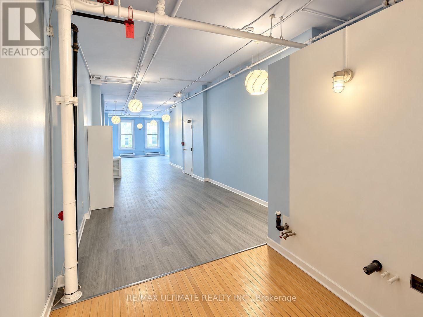 2nd Floor - 678 Yonge Street, Toronto, Ontario  M4Y 2A6 - Photo 3 - C13774966