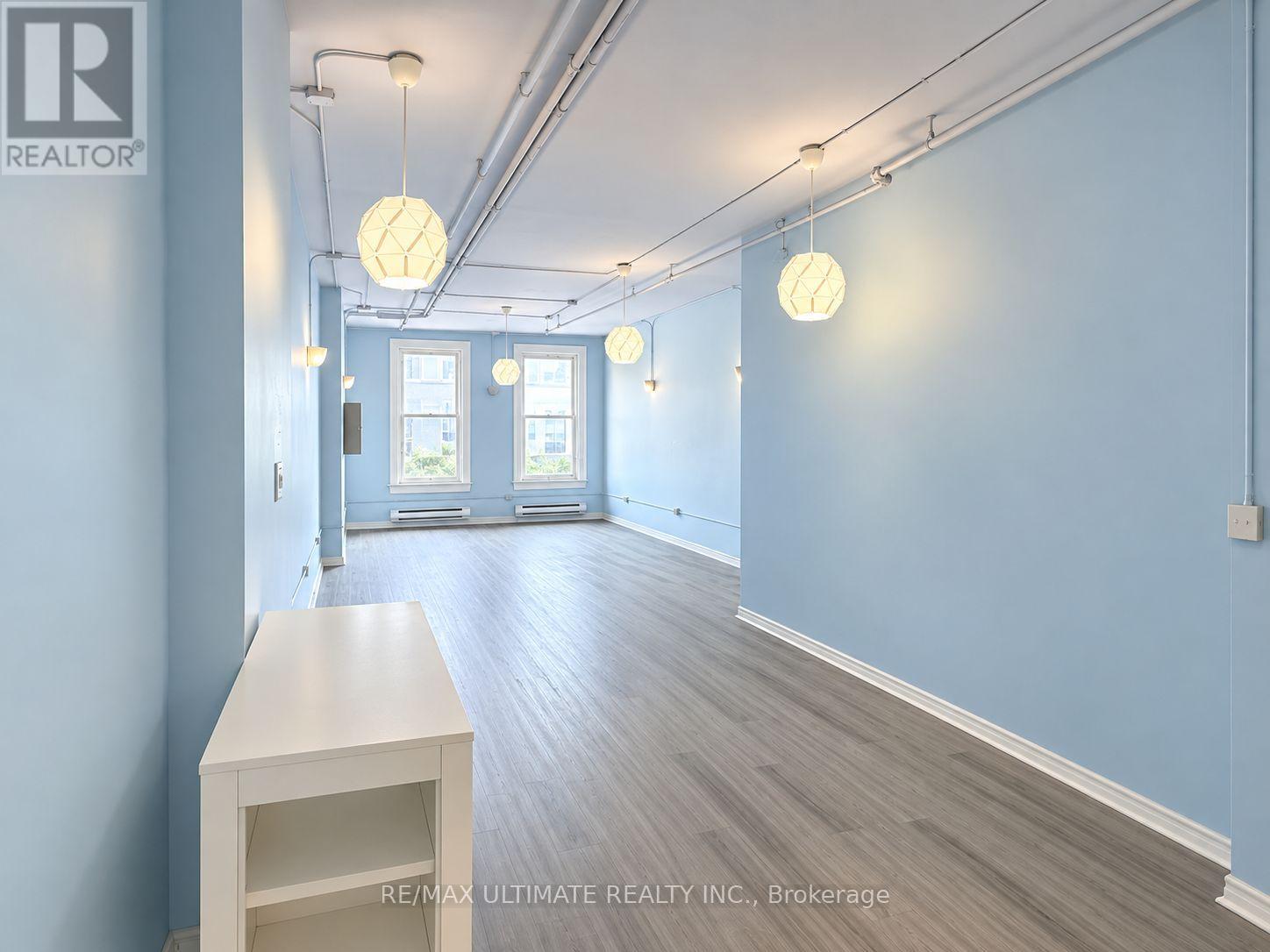2nd Floor - 678 Yonge Street, Toronto, Ontario  M4Y 2A6 - Photo 4 - C13774966