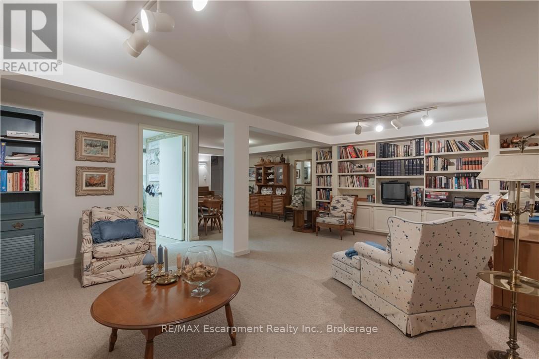 1168 Carey Road, Oakville, Ontario  L6J 2E4 - Photo 27 - W13775010