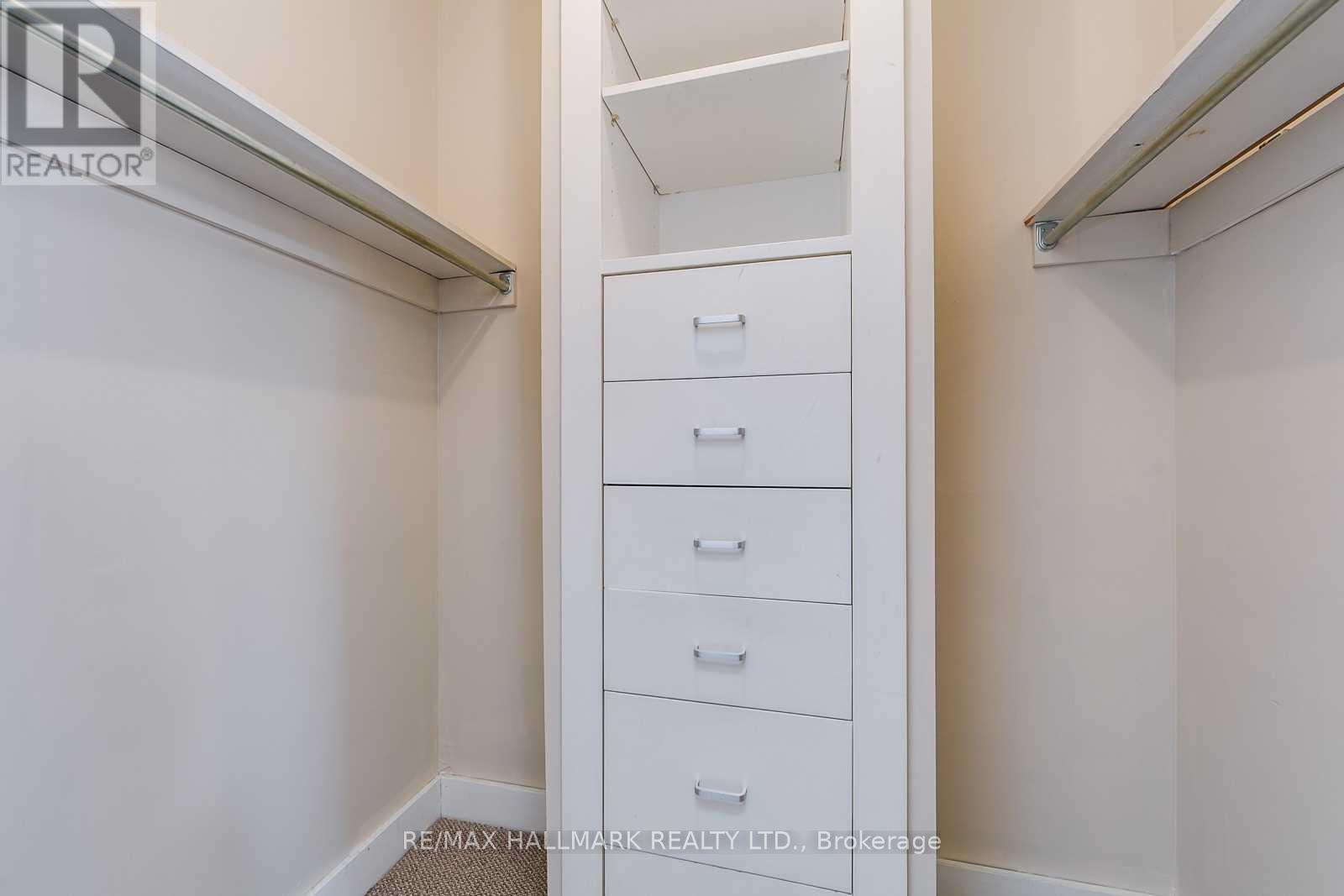 Upper - 6 Prust Avenue, Toronto, Ontario  M4L 2M8 - Photo 26 - E13774956