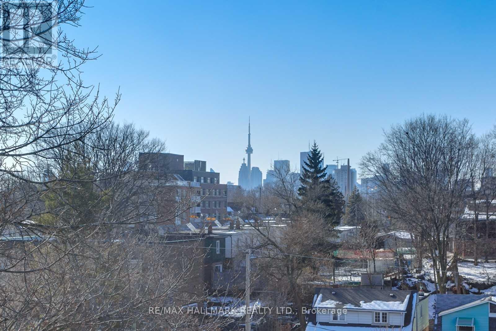 Upper - 6 Prust Avenue, Toronto, Ontario  M4L 2M8 - Photo 32 - E13774956