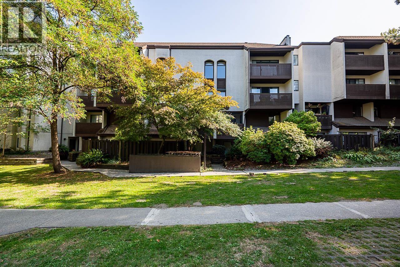 410 385 Ginger Drive, New Westminster, British Columbia  V3L 5L6 - Photo 32 - R3164500