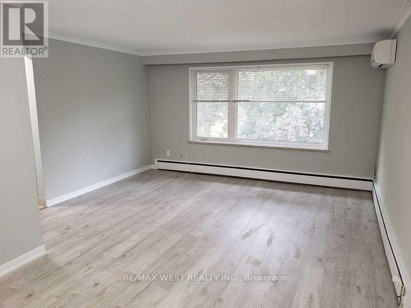 15 C - 15 Cannon Road, Toronto, Ontario  M8Y 1R8 - Photo 3 - W13774928