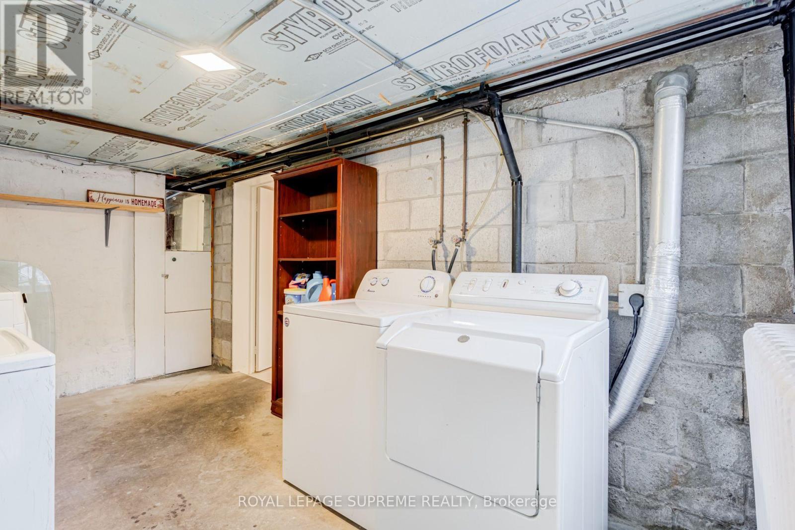 Bsmt - 20 Edna Avenue, Toronto, Ontario  M6P 1B8 - Photo 22 - W13774958