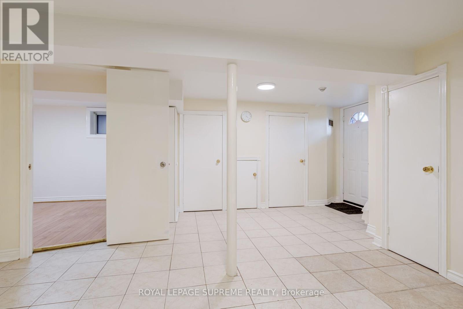 Bsmt - 20 Edna Avenue, Toronto, Ontario  M6P 1B8 - Photo 7 - W13774958