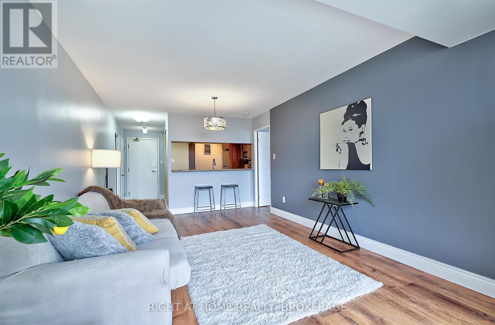 206 - 101 Subway Crescent, Toronto, Ontario  M9B 6K4 - Photo 10 - W13775030
