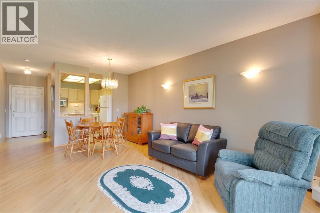 3109, 3109 Hawksbrow Point NW, Calgary, Alberta  T3G 4C9 - Photo 7 - A2330272