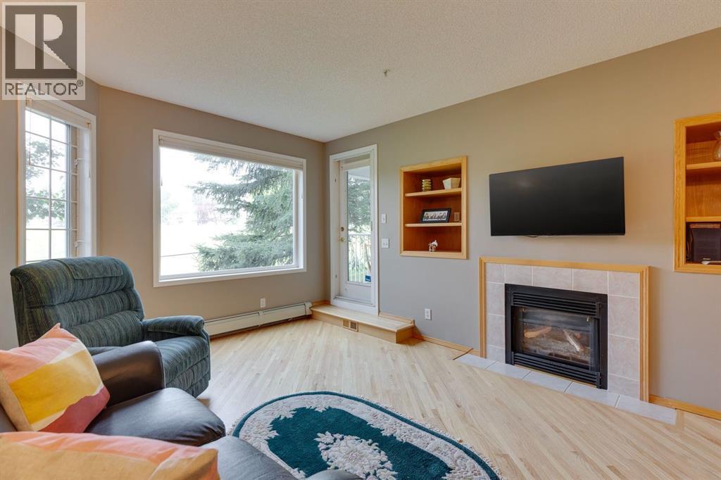 3109, 3109 Hawksbrow Point NW, Calgary, Alberta  T3G 4C9 - Photo 2 - A2330272