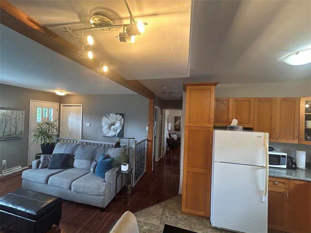 522 Memorial Avenue N, Russell, Manitoba  R0J 1W0 - Photo 10 - 202622744