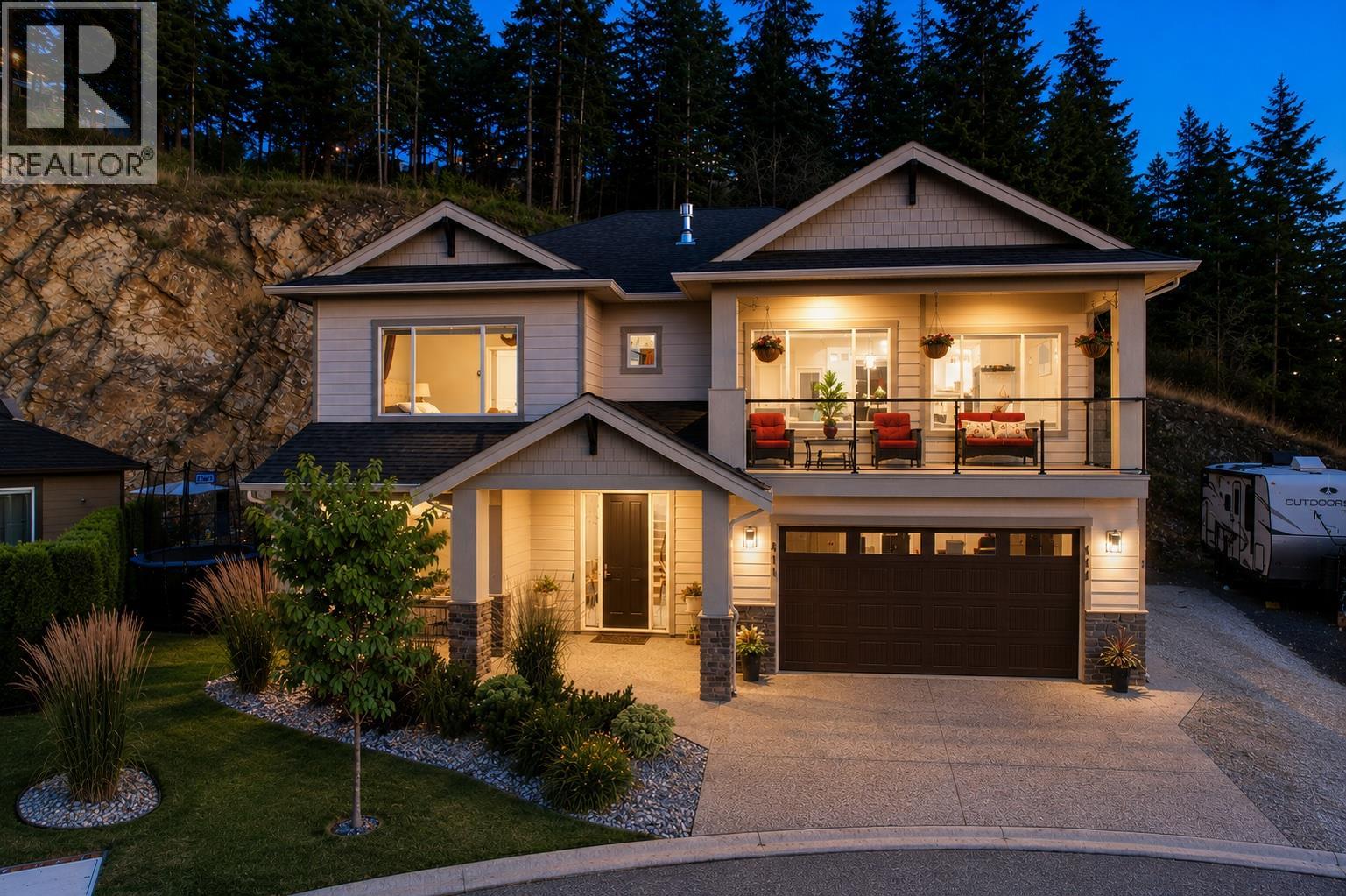 411 Prestwick Street Kelowna Photo 3