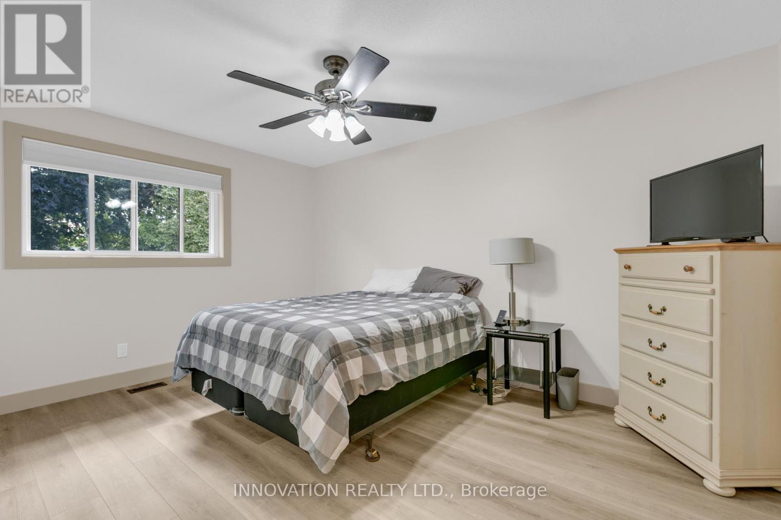 704 Levac Drive, Ottawa, Ontario  K4A 2R1 - Photo 8 - X13775054