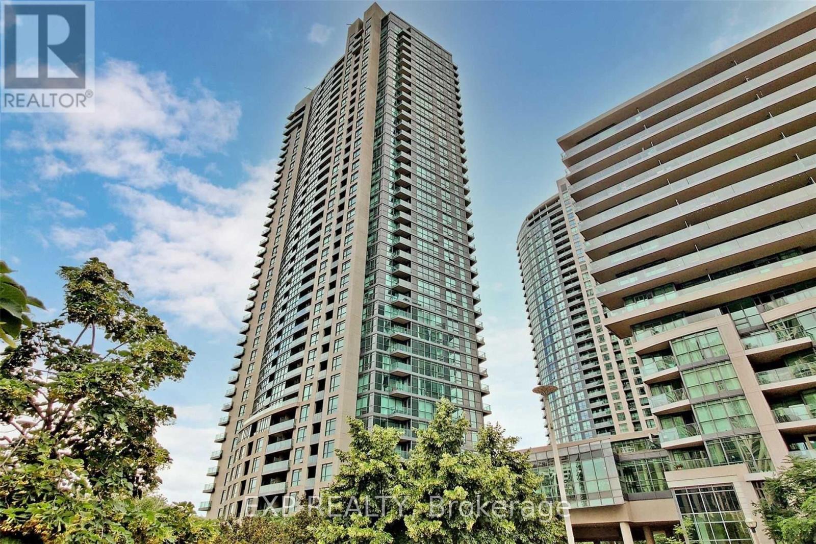 202 - 215 FORT YORK BOULEVARD