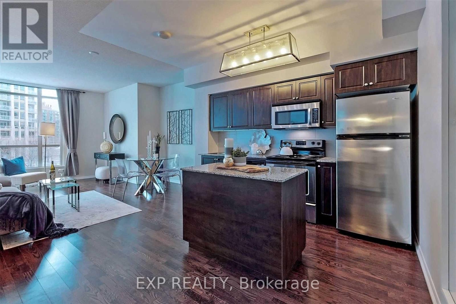 202 - 215 Fort York Boulevard, Toronto, Ontario  M5V 4A2 - Photo 12 - C13775050