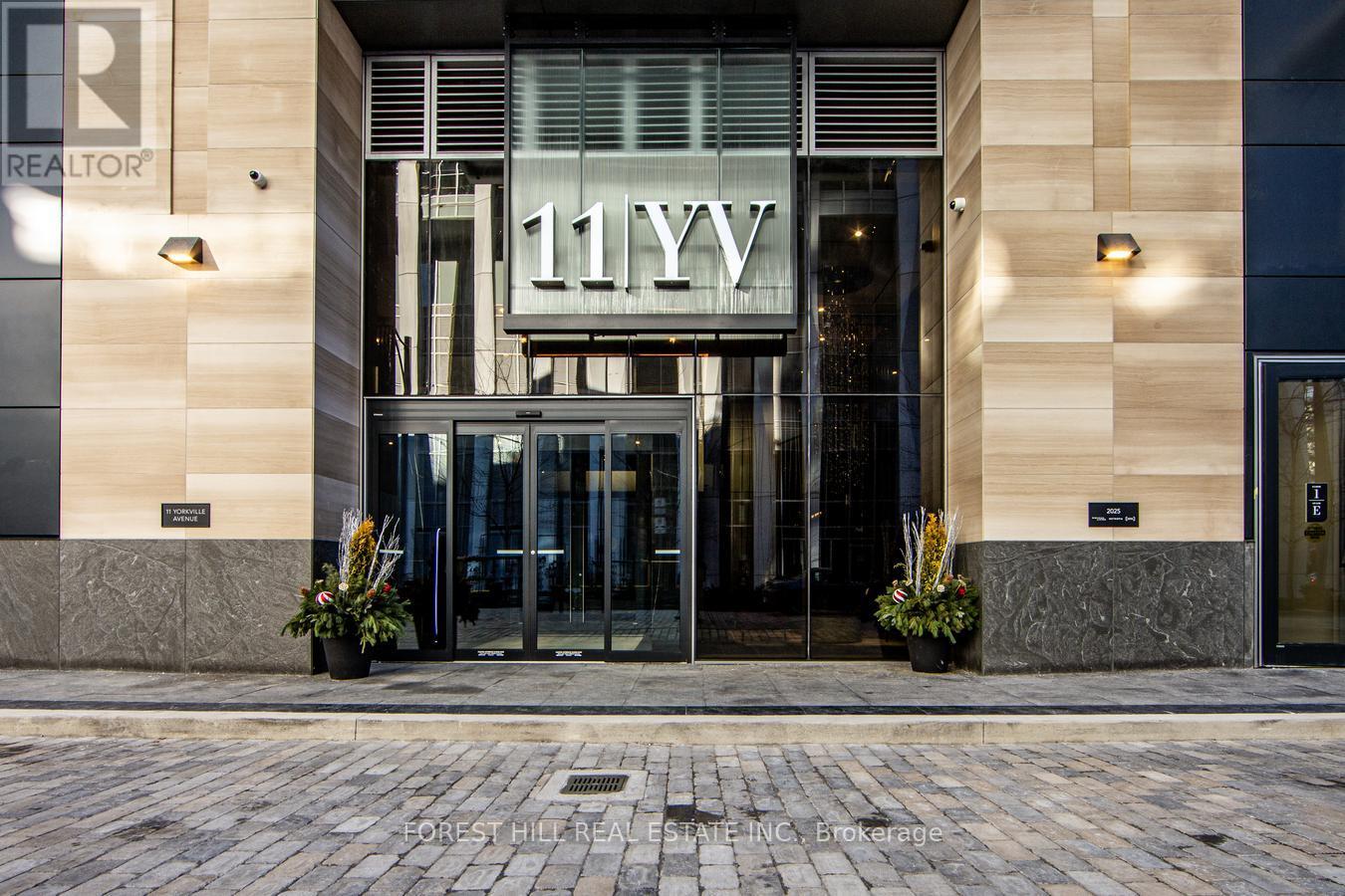 2506 - 11 Yorkville Avenue, Toronto, Ontario  M4W 0B7 - Photo 2 - C13775058