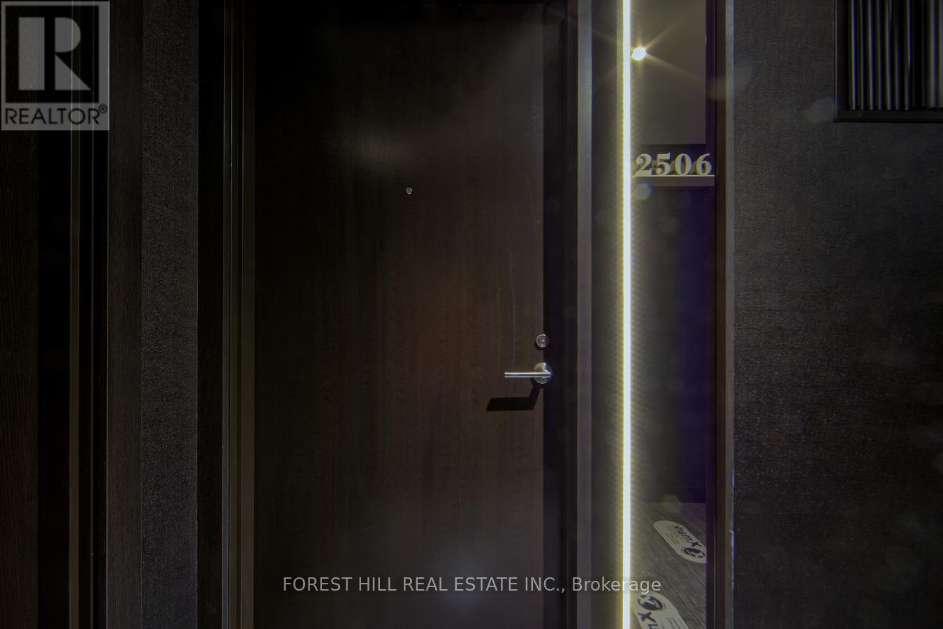 2506 - 11 Yorkville Avenue, Toronto, Ontario  M4W 0B7 - Photo 4 - C13775058