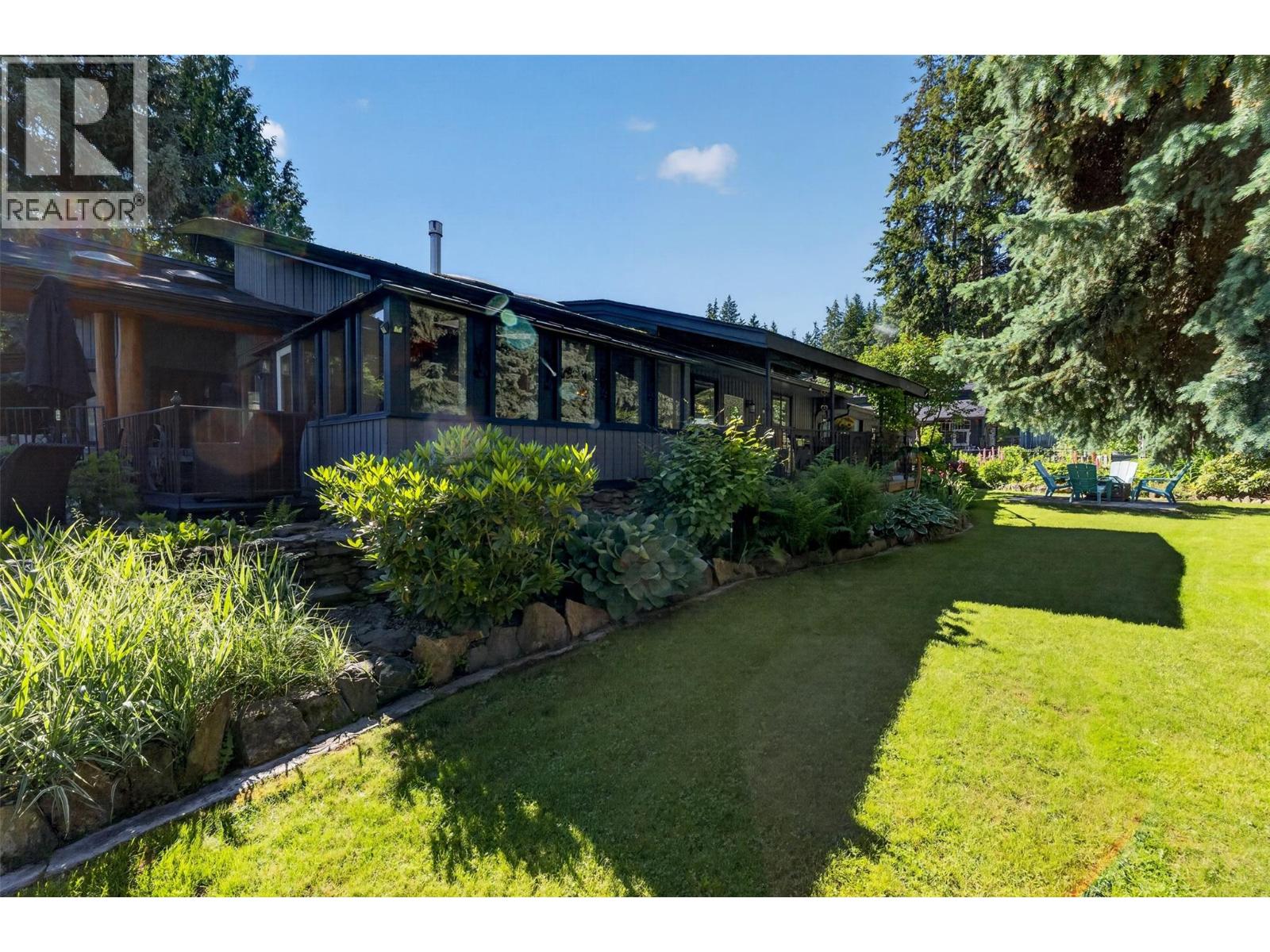 2829 Marine Drive, Blind Bay, British Columbia  V0E 1H1 - Photo 5 - 10377310