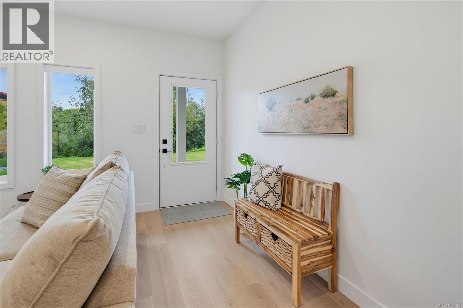 101 7057 Central Saanich Rd, Central Saanich, British Columbia  V8M 1Y3 - Photo 11 - 1037351