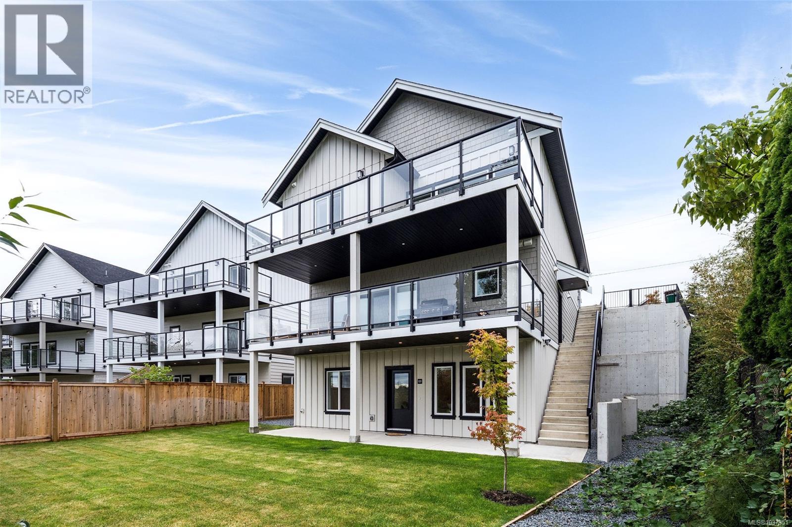 101 7057 Central Saanich Rd, Central Saanich, British Columbia  V8M 1Y3 - Photo 6 - 1037351