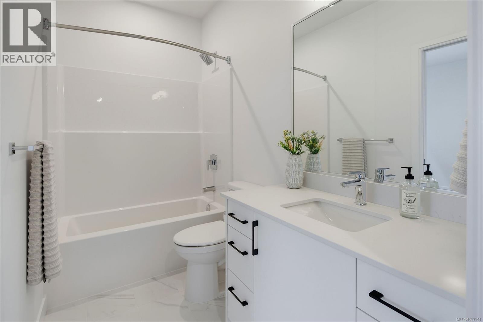 101 7057 Central Saanich Rd, Central Saanich, British Columbia  V8M 1Y3 - Photo 23 - 1037351