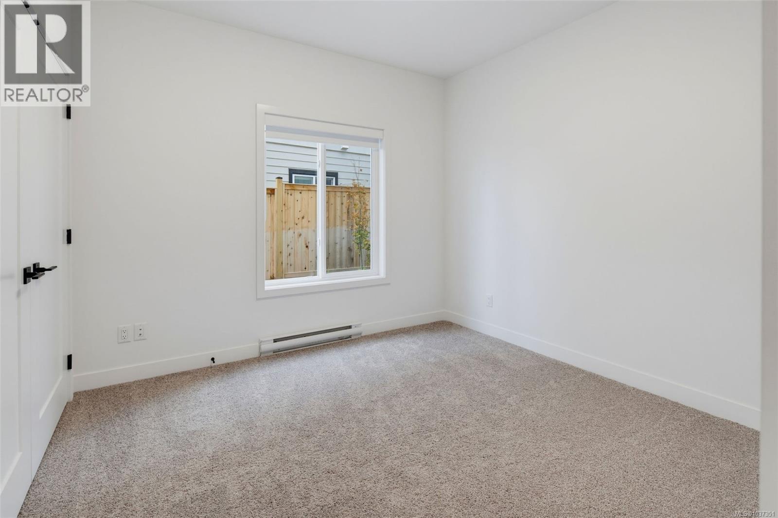 101 7057 Central Saanich Rd, Central Saanich, British Columbia  V8M 1Y3 - Photo 24 - 1037351
