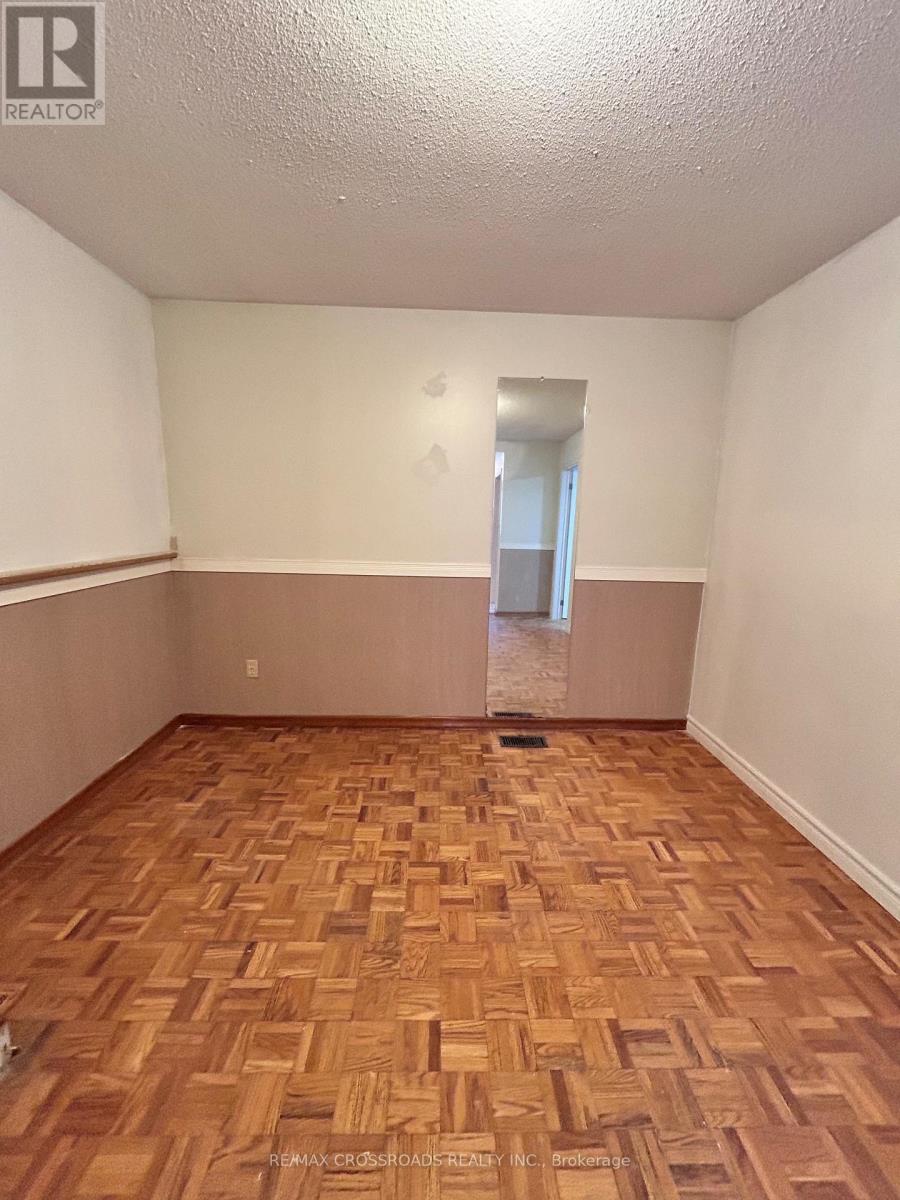 Rear - 377 Crosby Avenue, Richmond Hill, Ontario  L4C 2R8 - Photo 14 - N13690282